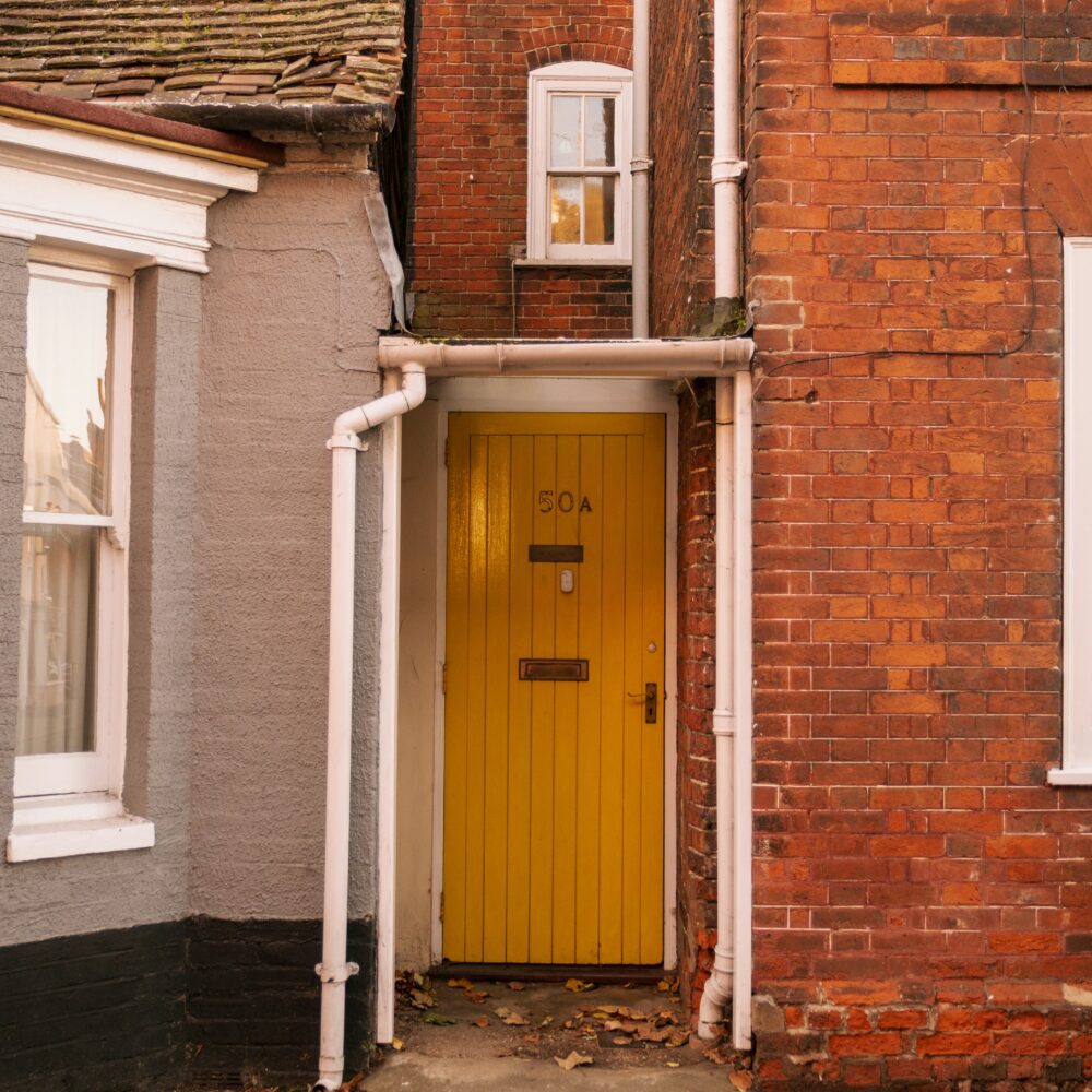 House in Manningtree with sunken roof by David Walker on Unsplash