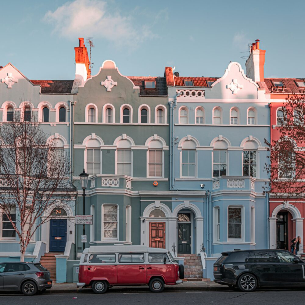 Terraced houses in London by Mirsadra Molaei on Unsplash